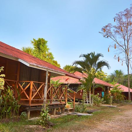 Manish Hotel Ecologico Pucallpa Exteriér fotografie